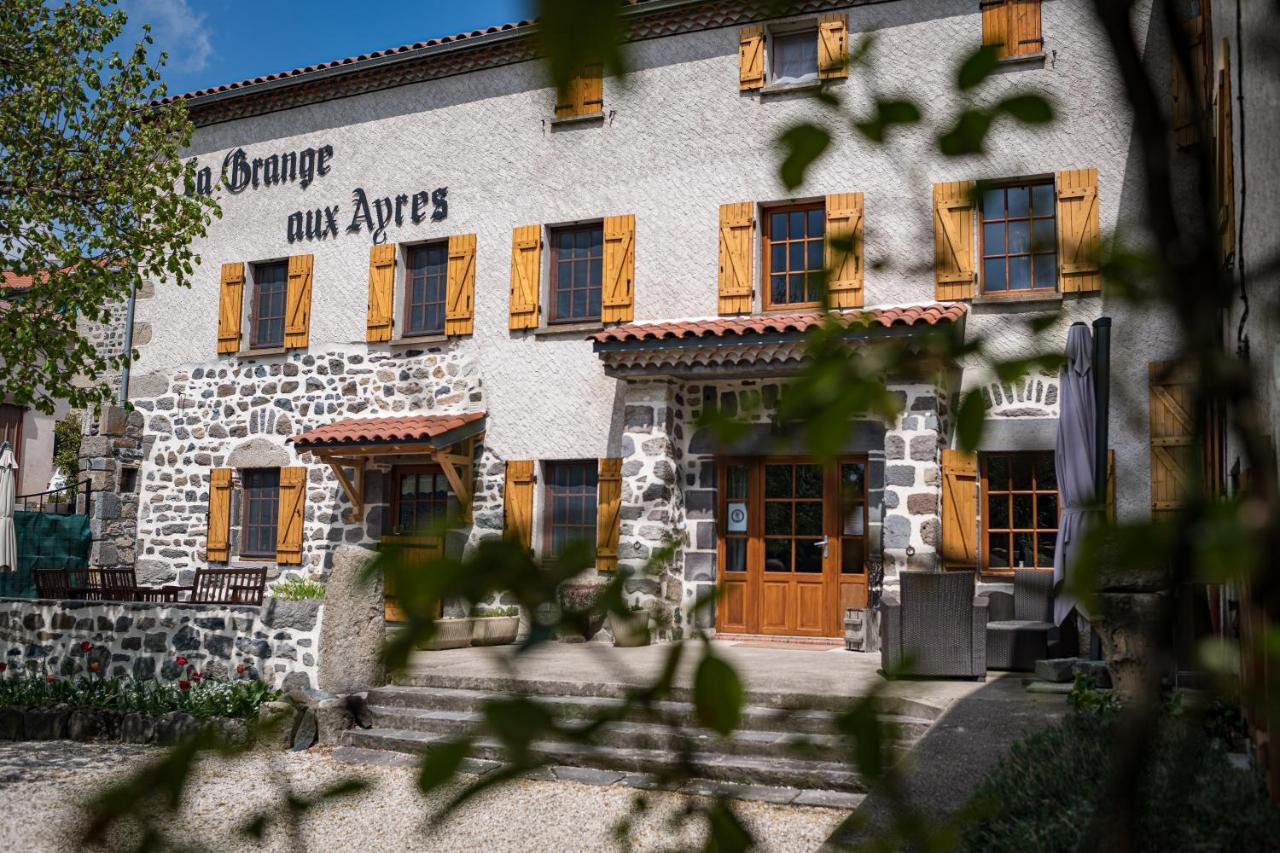 Olloix Maison D'Hote La Grange Aux Ayres מראה חיצוני תמונה