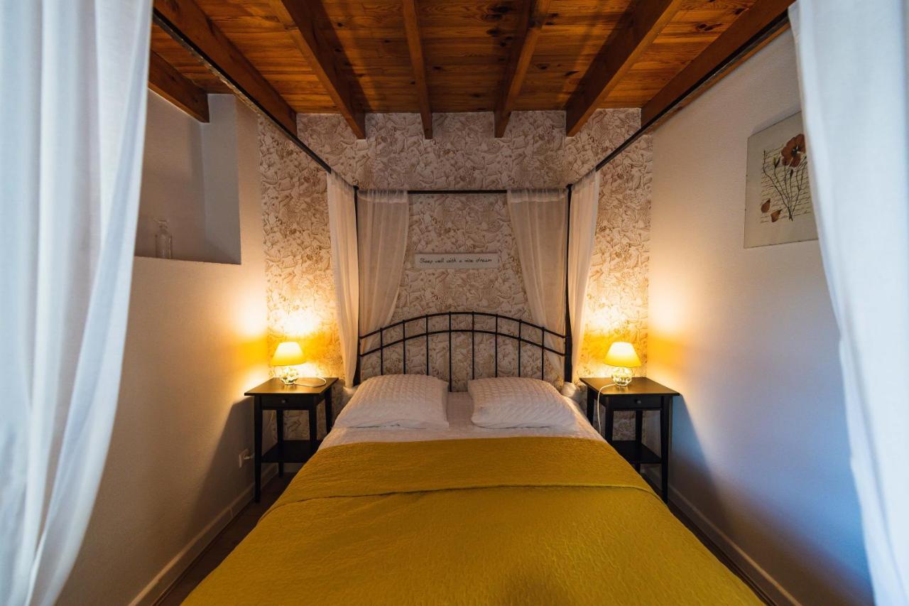 Olloix Maison D'Hote La Grange Aux Ayres מראה חיצוני תמונה
