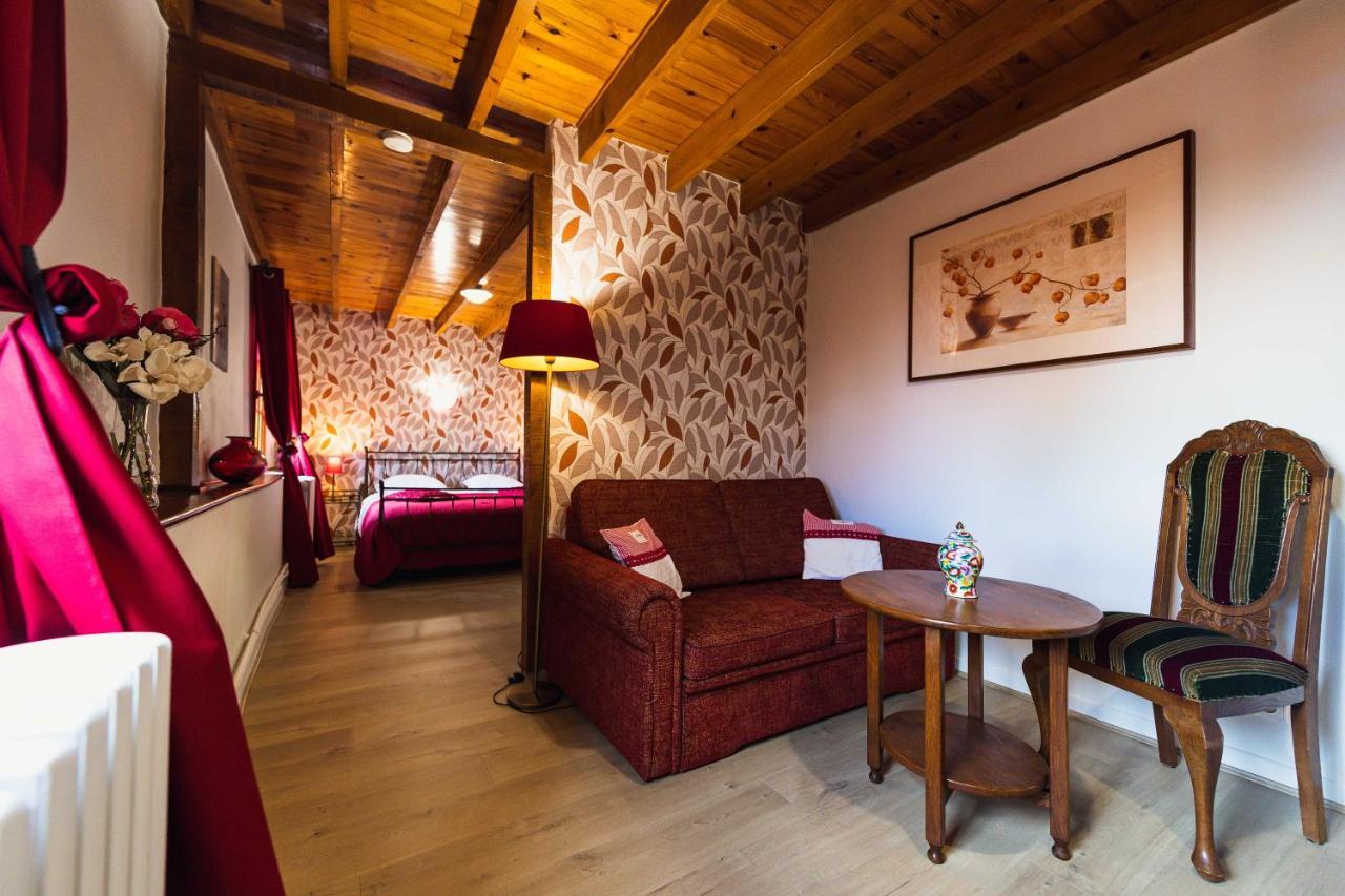 Olloix Maison D'Hote La Grange Aux Ayres מראה חיצוני תמונה